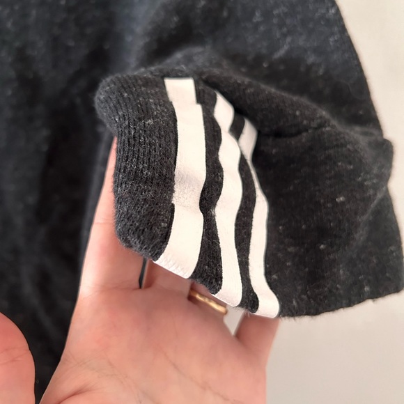 ADIDAS - Women’s High/ Low Top in Small - Picture 6 of 11